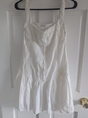 88🤍All in Favor- White Eyelet Mini Dress — Textured (Size Small) 🤍